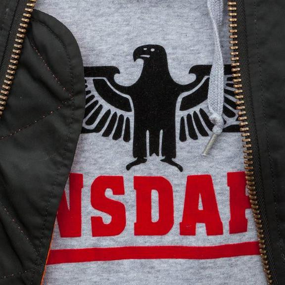 Почему марка одежды Lonsdale популярна у неонацистов?