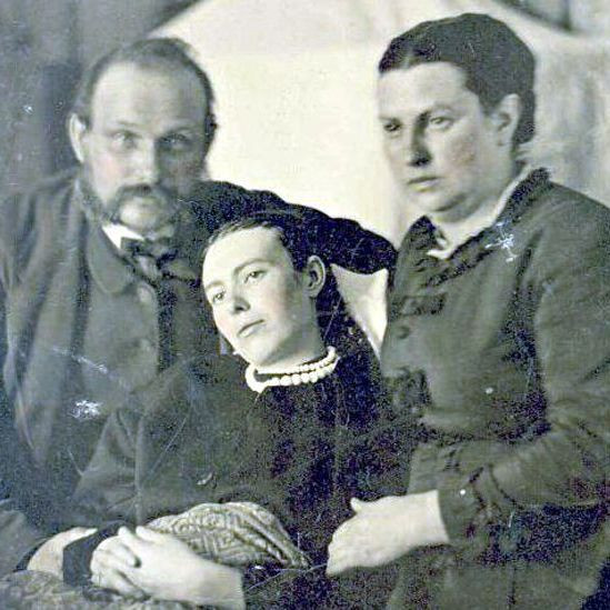 Чем объясняется обилие фотографий с умершими родственниками в викторианской Англии?