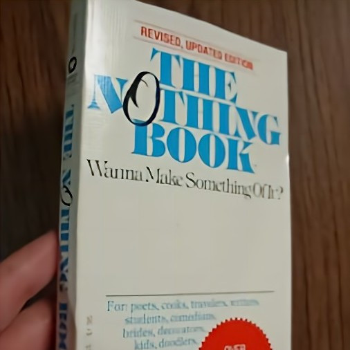 Где и когда продавалась концептуальная книга, состоящая только из чистых страниц?