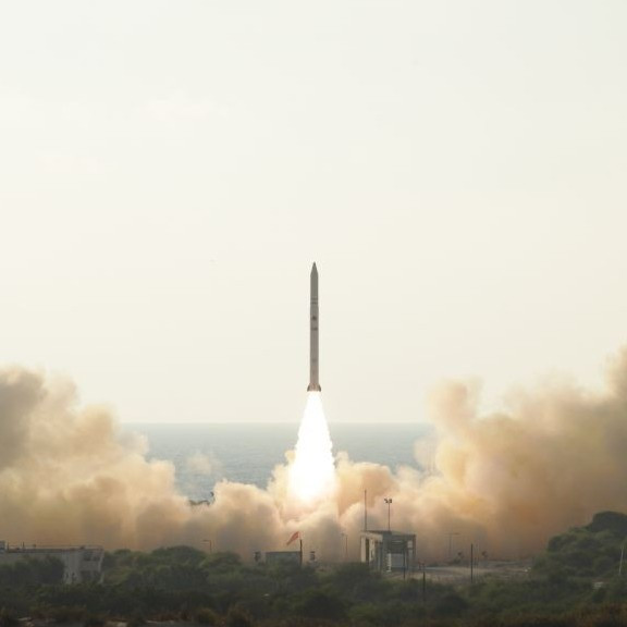 Почему Израиль запускает космические ракеты на запад, а другие державы — на восток?
