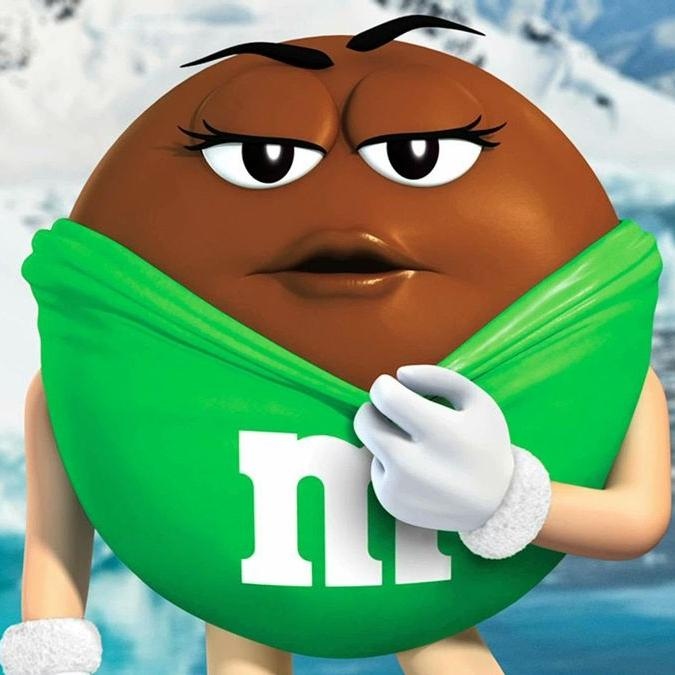 Какую легенду о зелёных M&M's производитель эксплуатирует в маркетинге?