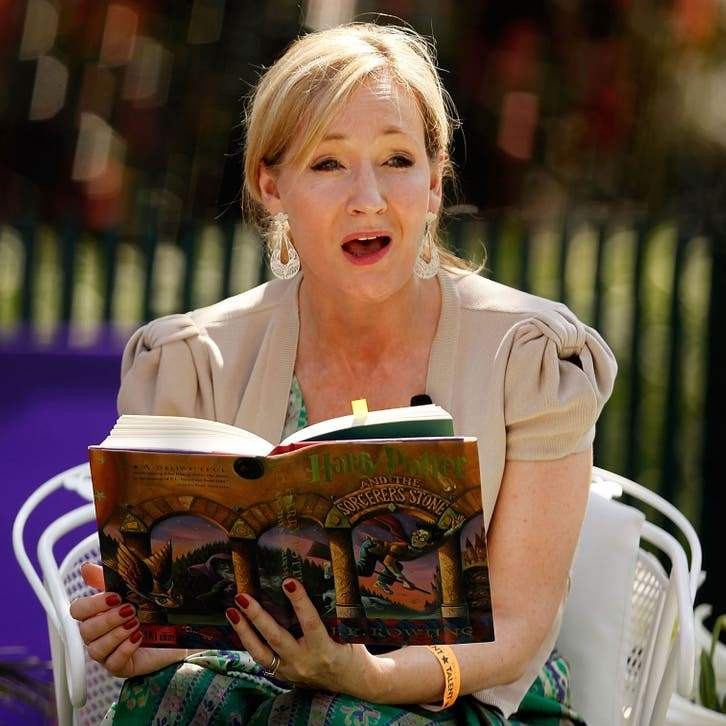 Что означает буква K в имени писательницы J. K. Rowling?